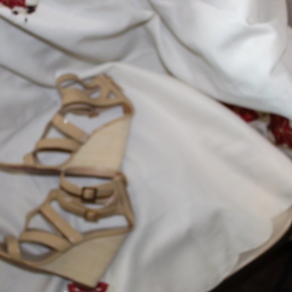 Report Signature Pumps - Picture 4 of 7